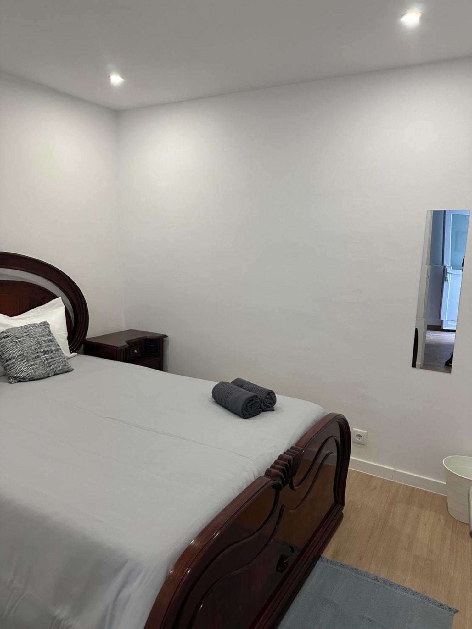 Village Marques De Pombal Lisboa Alojamento ภายนอก รูปภาพ